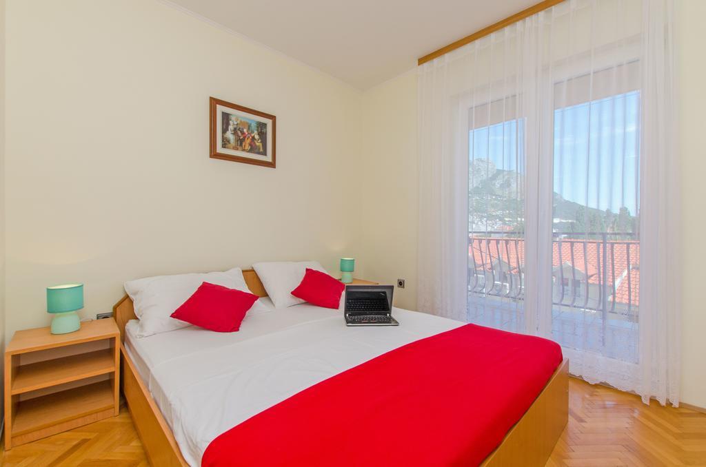 Apartments Zecic Omiš Εξωτερικό φωτογραφία