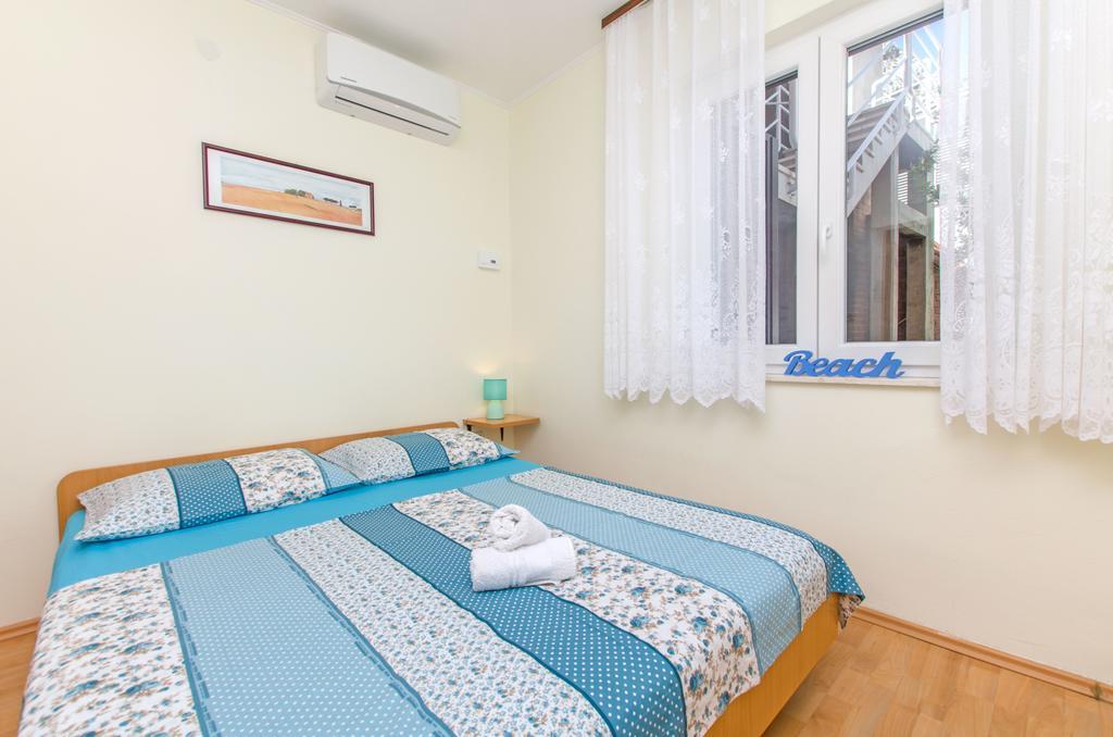 Apartments Zecic Omiš Εξωτερικό φωτογραφία